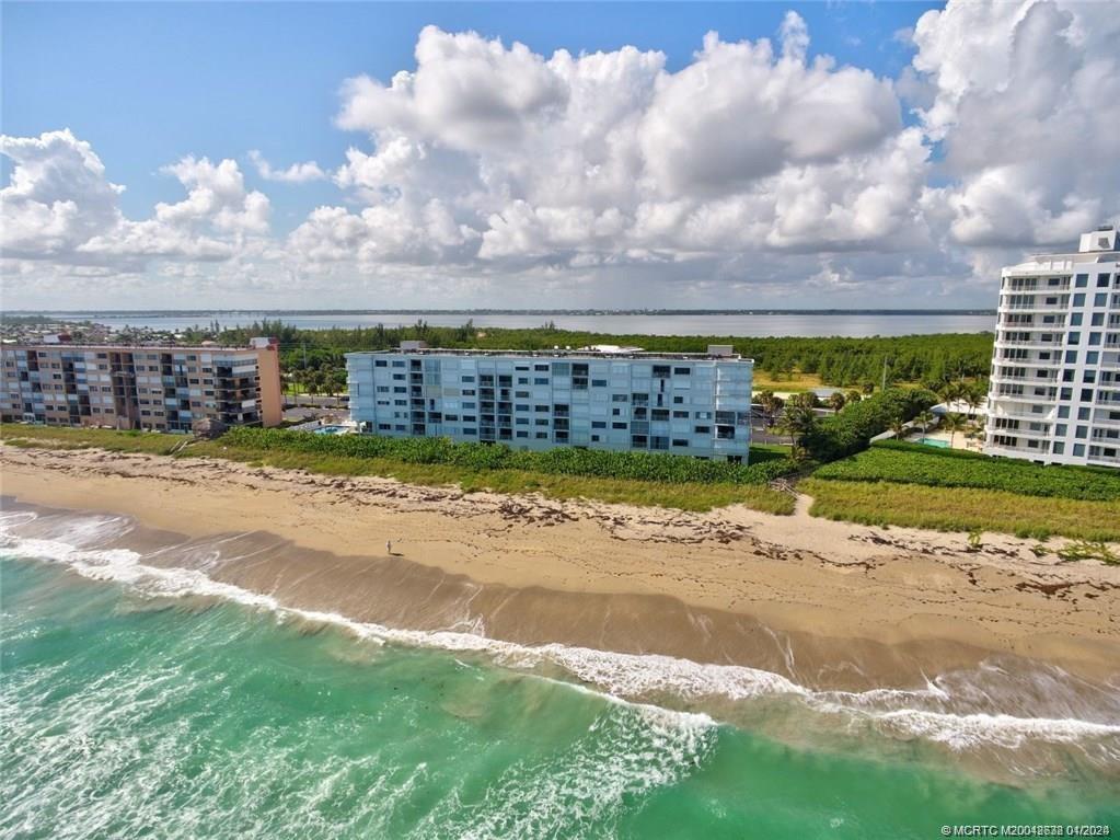 10102 S Ocean Drive 307A, Jensen Beach, FL 