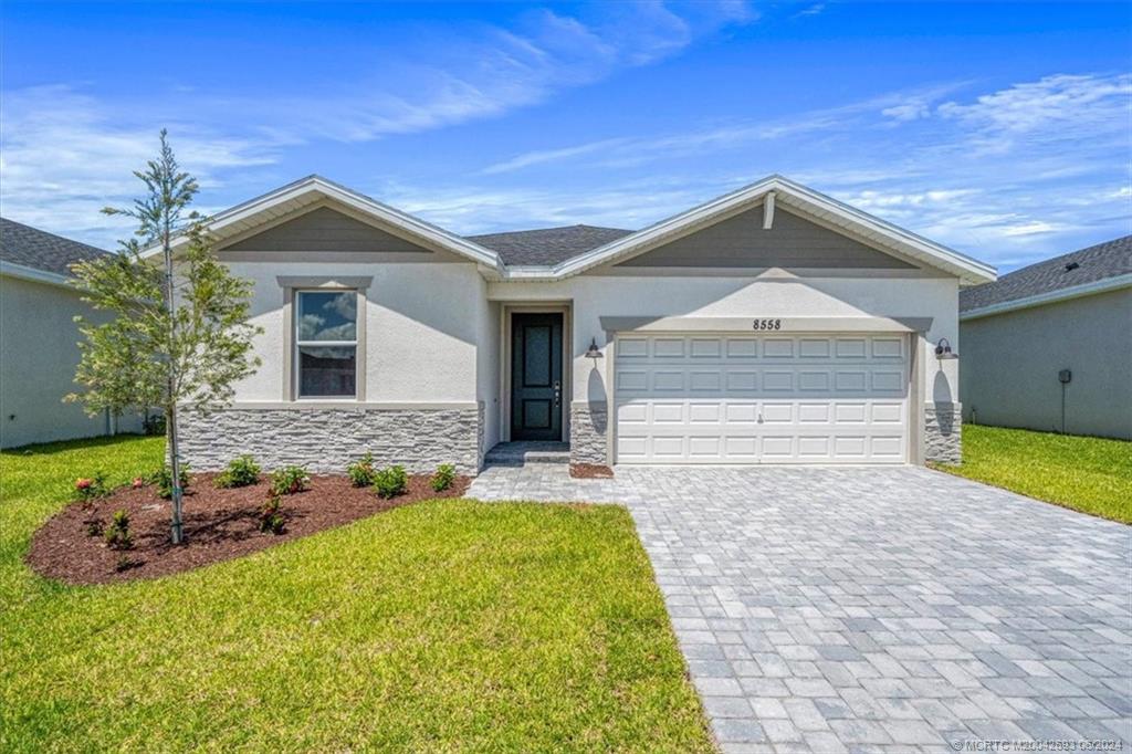 8558 Dahlia Circle, Port Saint Lucie, FL 