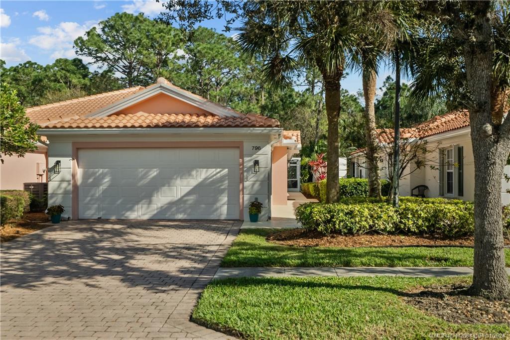 796 SW Tamarrow Place, Stuart, FL 