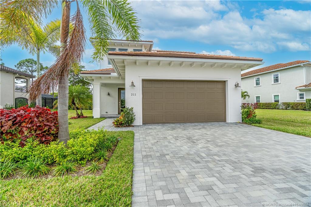 211 SE Via Bisento, Port Saint Lucie, FL 34952