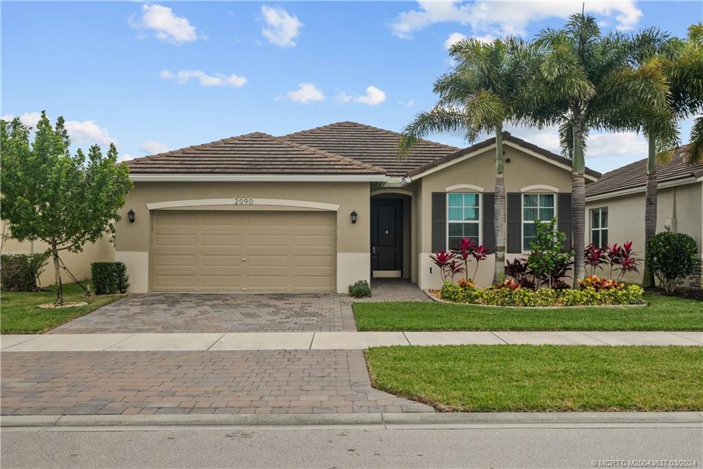 2090 NW Golden Oak Trail, Jensen Beach, FL 