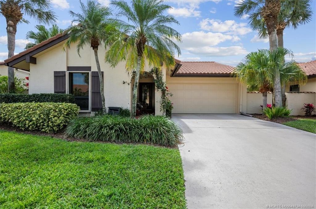 2369 SW Bobalink Court, Palm City, FL 