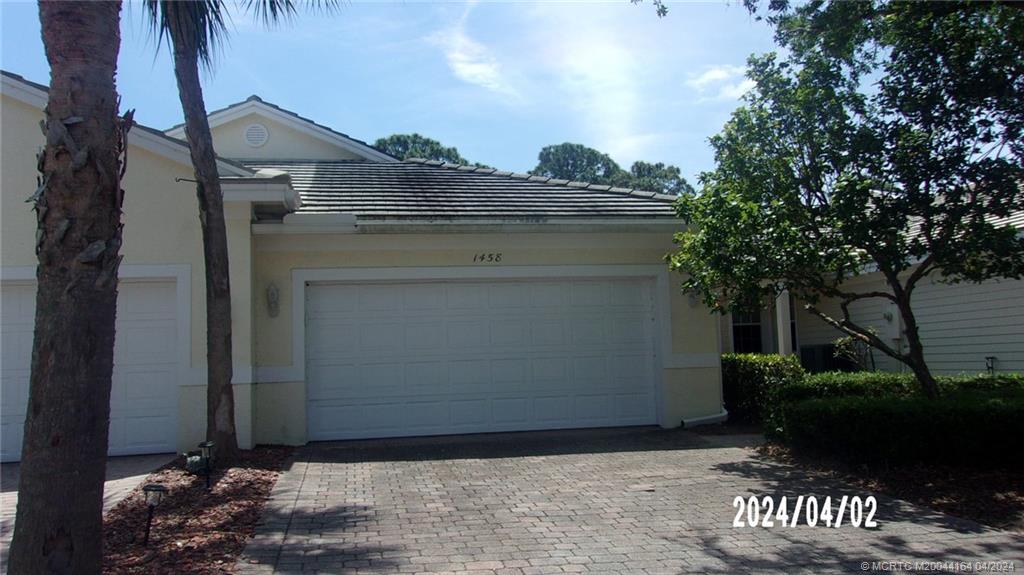 1458 SE Tidewater Place, Stuart, FL 34997