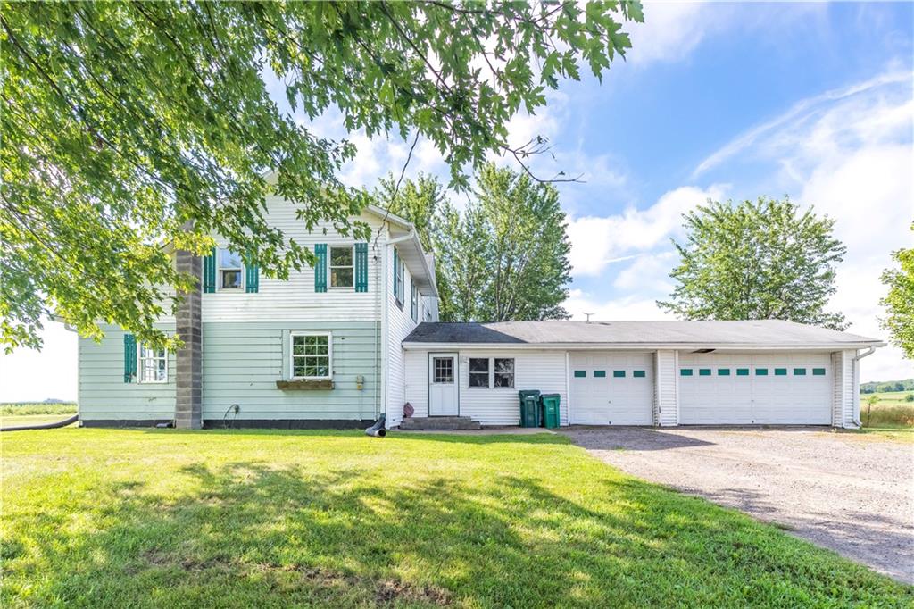 S8240 N Rodell Road , Augusta, WI