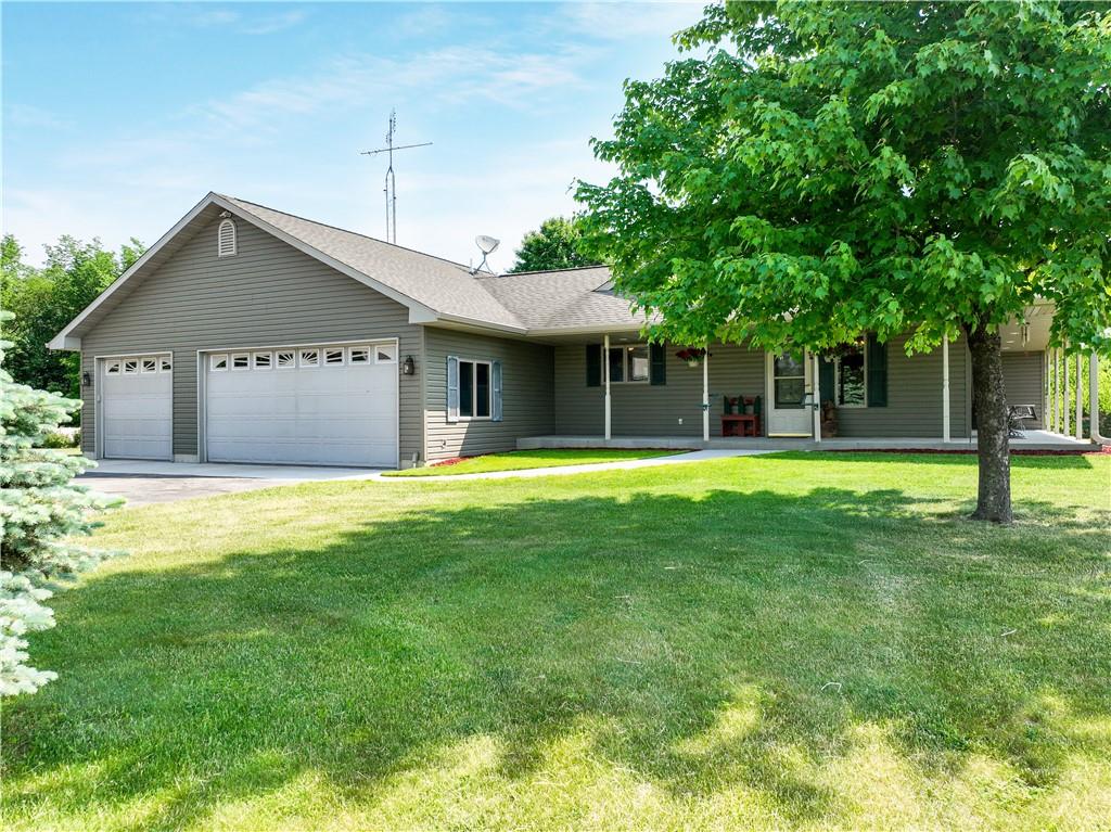 E9746 730th Avenue , Elk Mound, WI