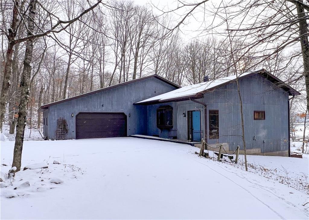 W2317 Belvidere Road , Sarona, WI