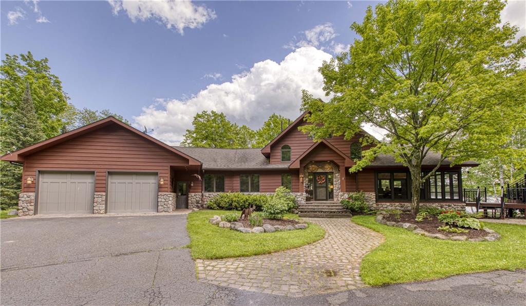 45820 Point Of View Road , Cable, WI