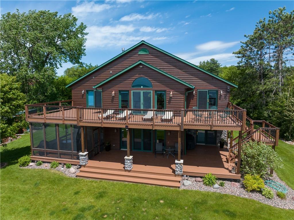 107 E Lake Drive, Shell Lake, WI 54871