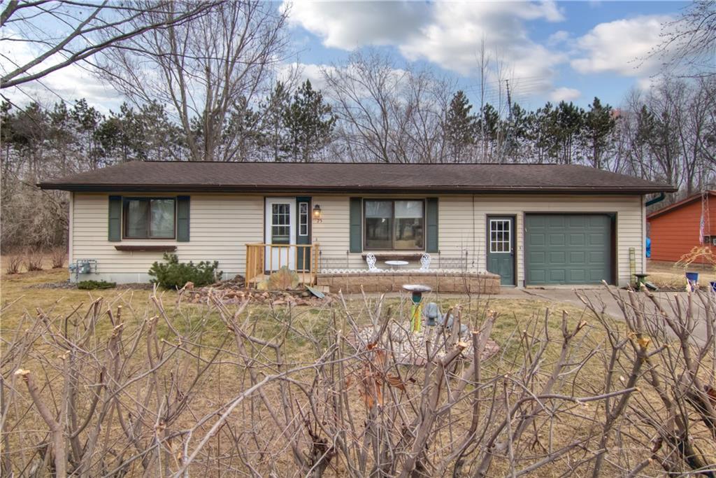 25 Westbrook Drive, Bloomer, WI