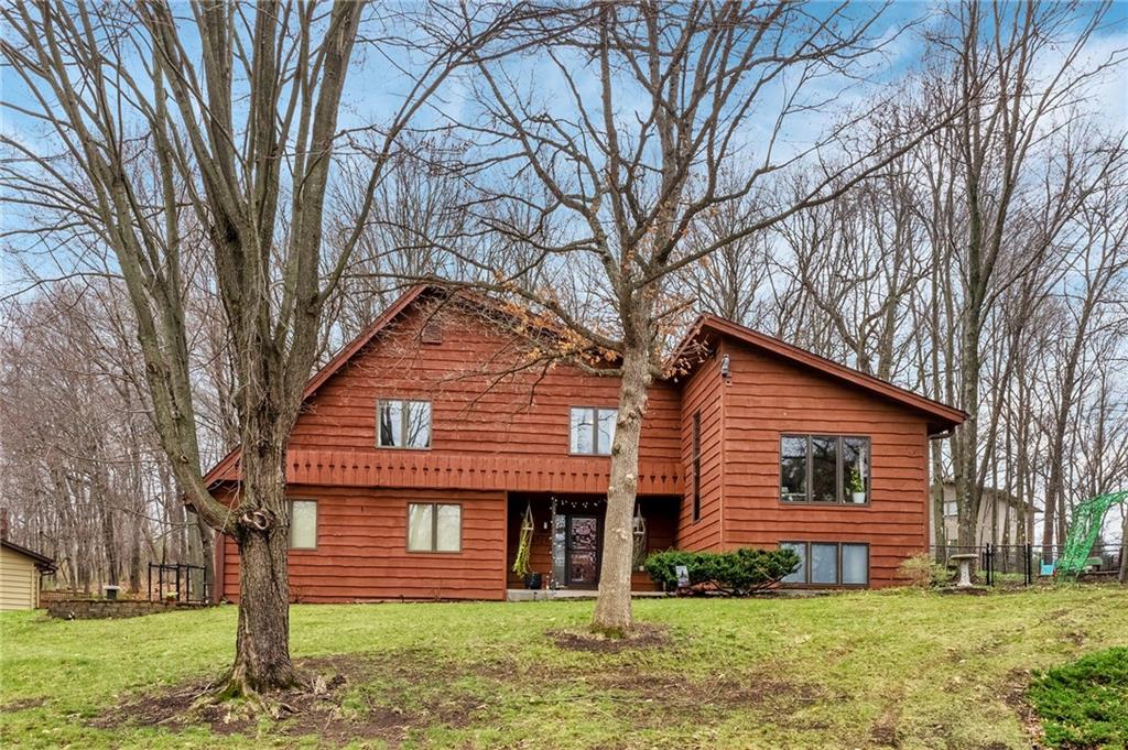 3729 Forest Heights Drive , Eau Claire, WI