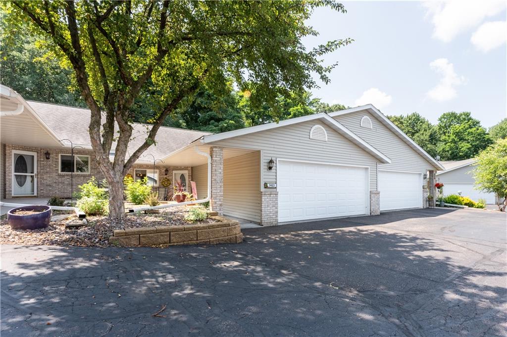 3423 McElroy Court , Eau Claire, WI