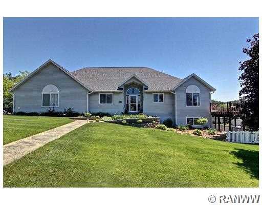 2925 Old Orchard Road , Eau Claire, WI