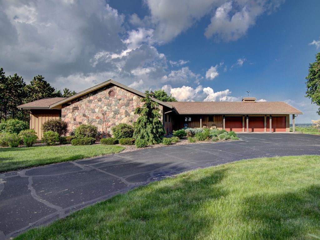 229 Skyline Drive , Eau Claire, WI