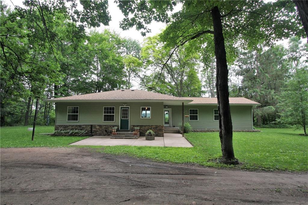 3708 Old Wells Road , Eau Claire, WI