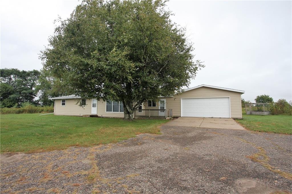 5317 Markgraff Road , Fall Creek, WI