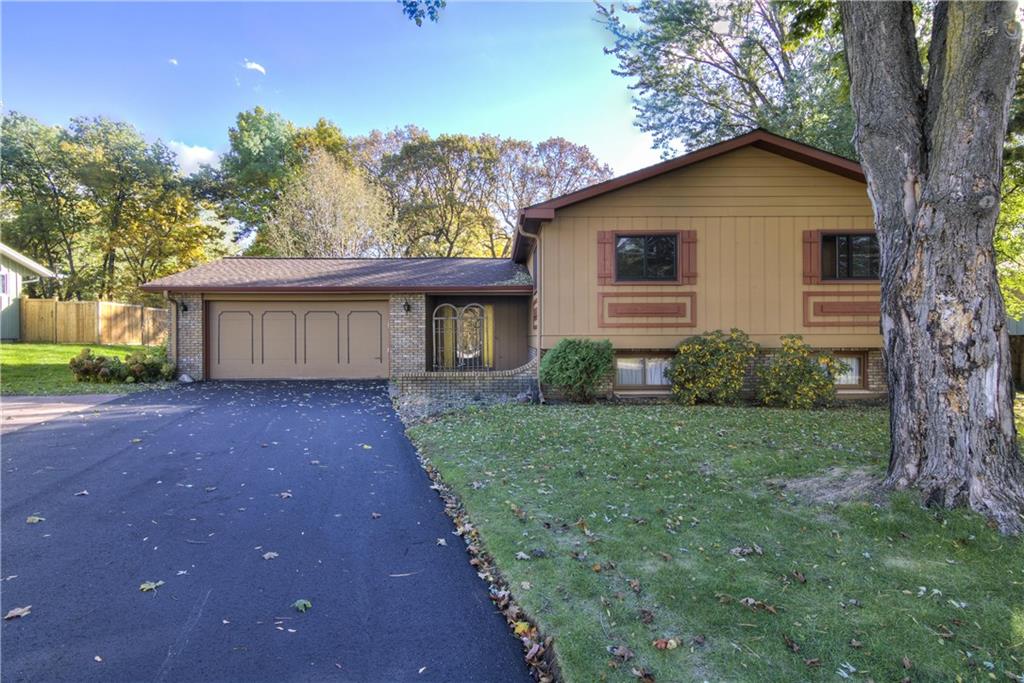 1423 E Hamilton Avenue , Eau Claire, WI