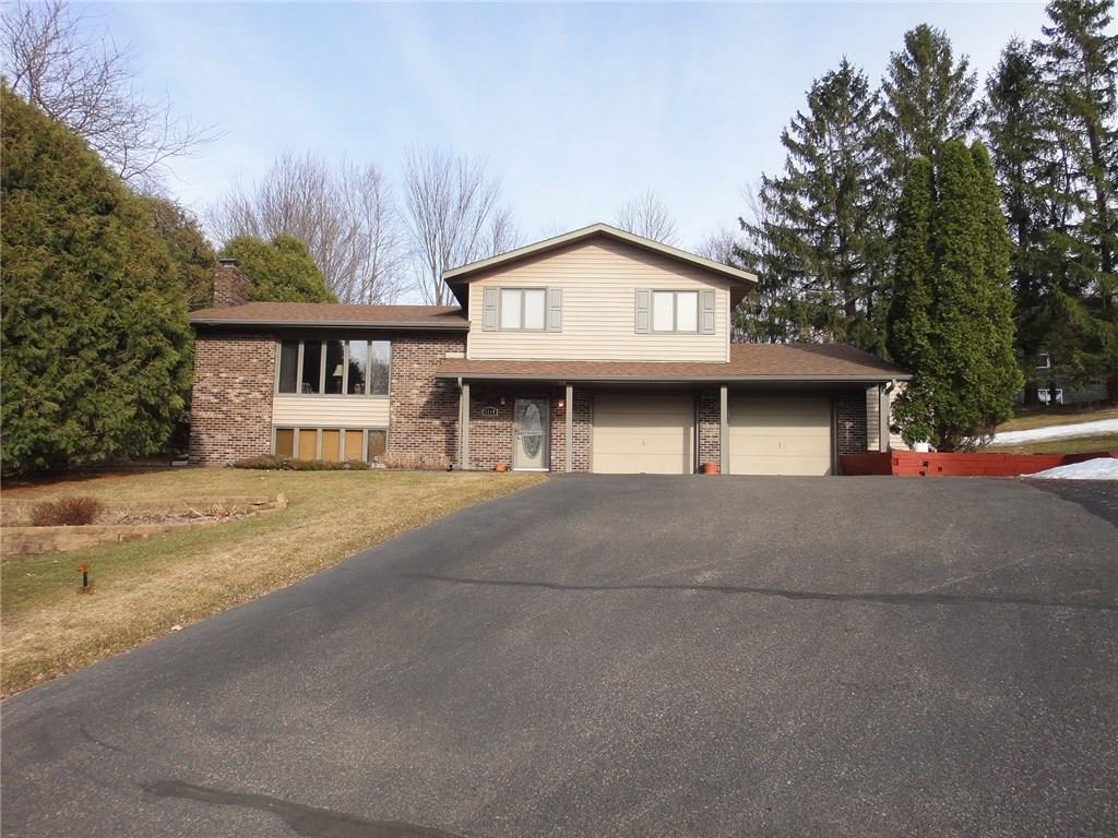 1119 Mulberry Drive , Altoona, WI