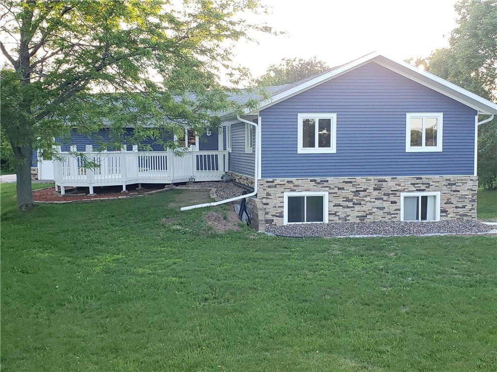 218 Viking Drive , Colfax, WI