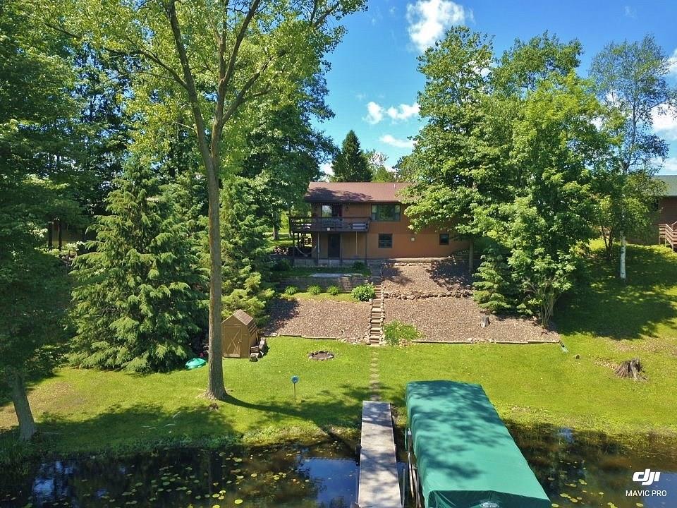 1660 Hines Lakeview Drive , Cumberland, WI