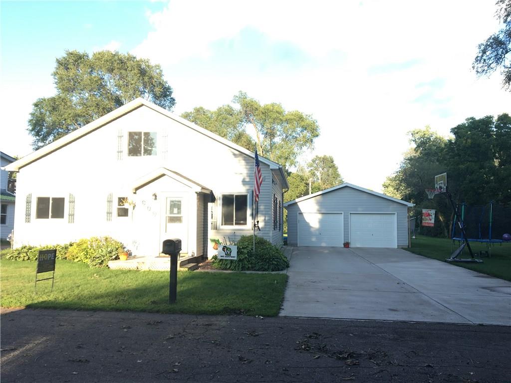 609 Chippewa Street , Chippewa Falls, WI