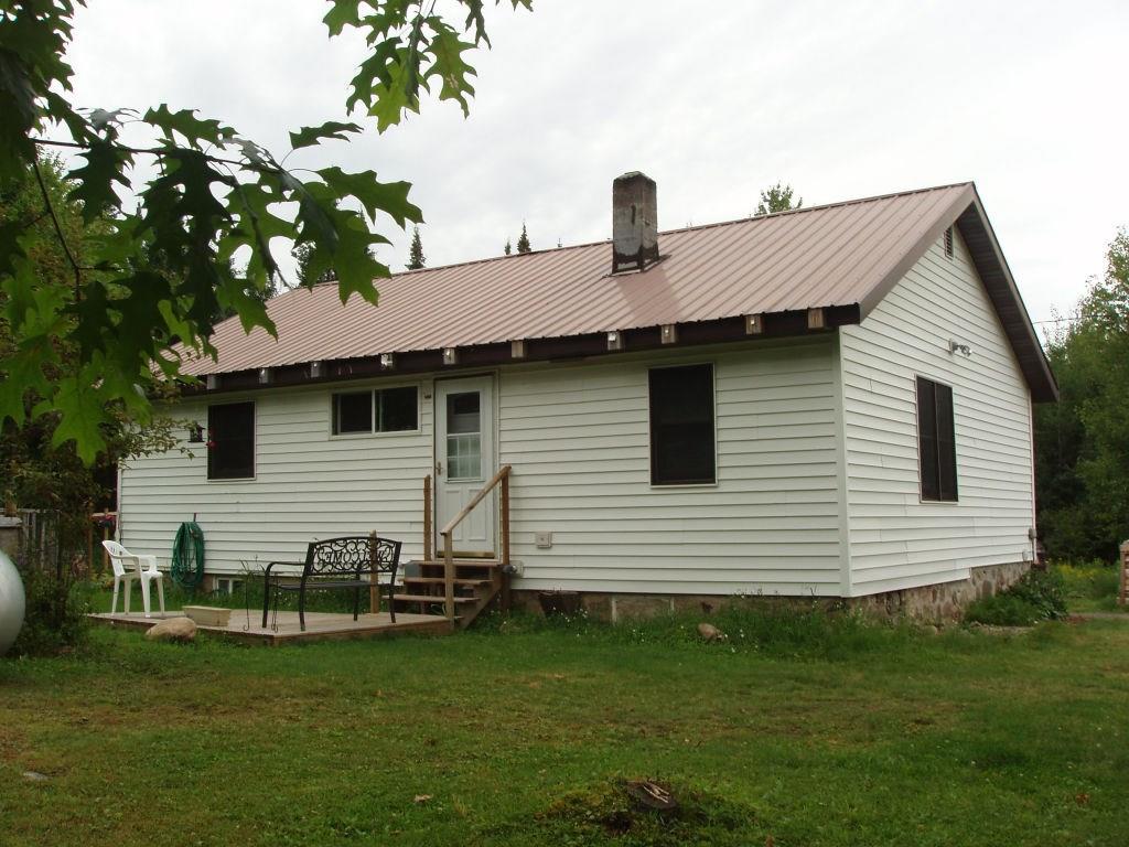 W5988 Old 182 Rd , Park Falls, WI