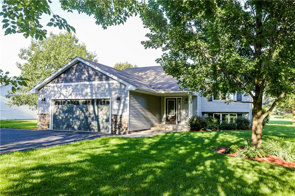 2295 Elk Creek Road , Eau Claire, WI