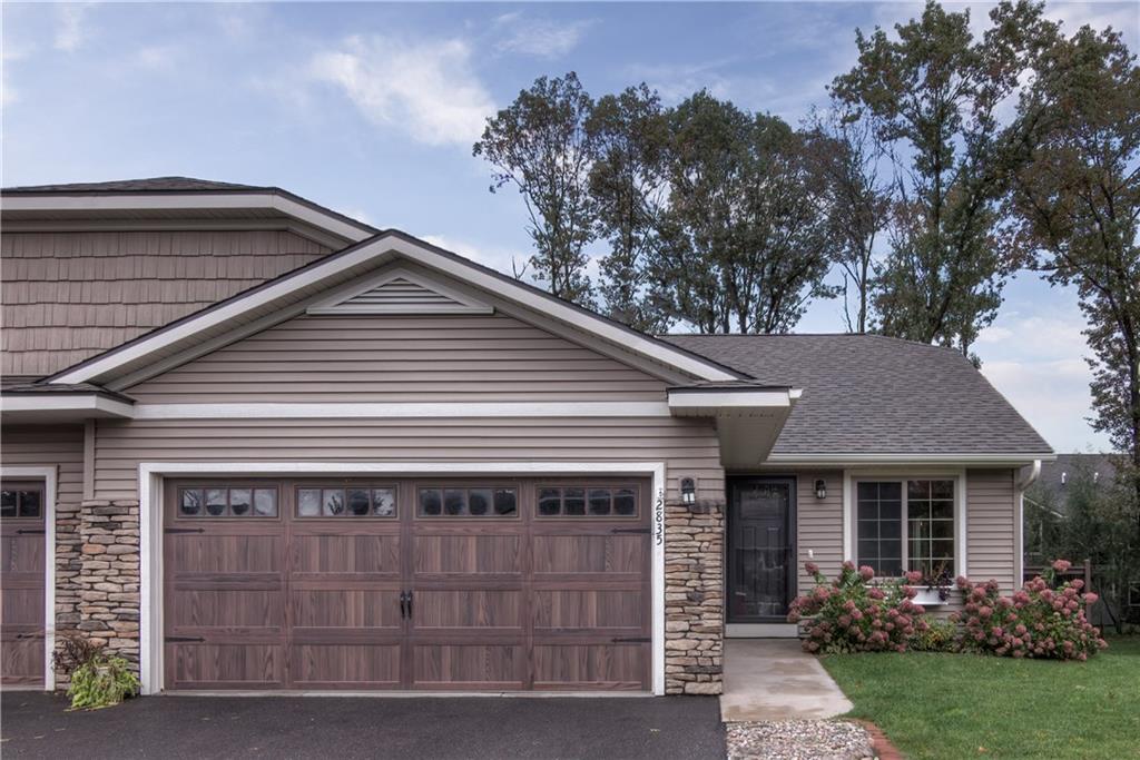 2835 Swallowtail Court , Altoona, WI