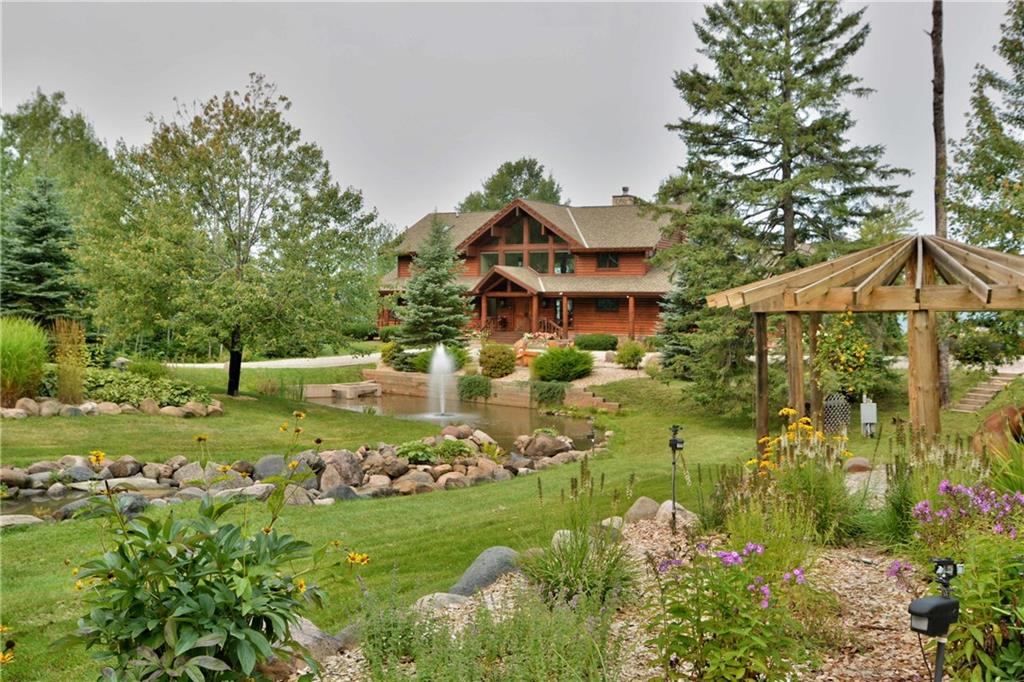 2638 North Shore Road , La Pointe, WI