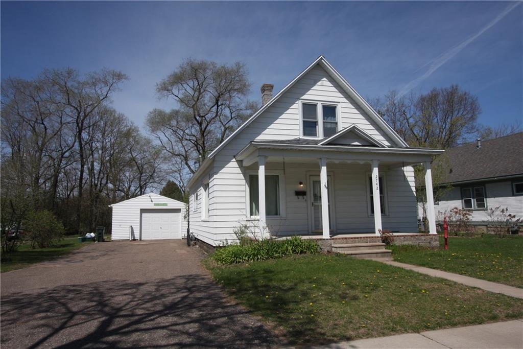 2742 3rd Street , Eau Claire, WI