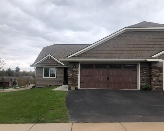 2882 Longwing Court , Altoona, WI