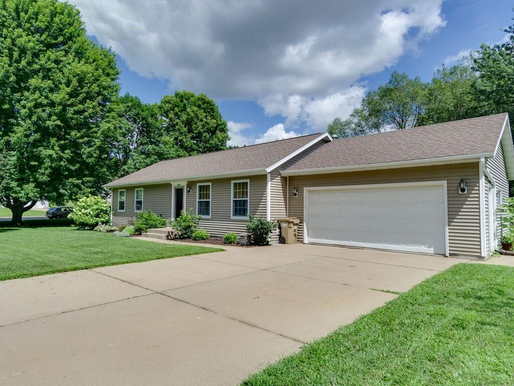 303 Lamans Lane , Eau Claire, WI