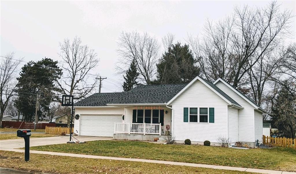 2336 Bradwood Avenue , Altoona, WI