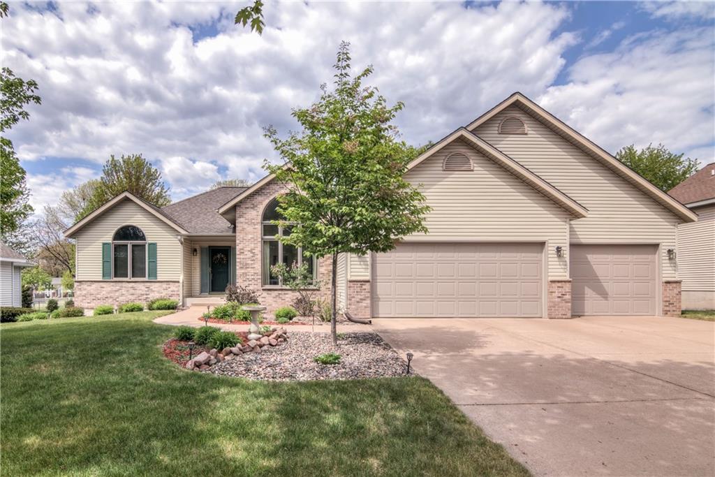 3228 Leslie Lane , Eau Claire, WI