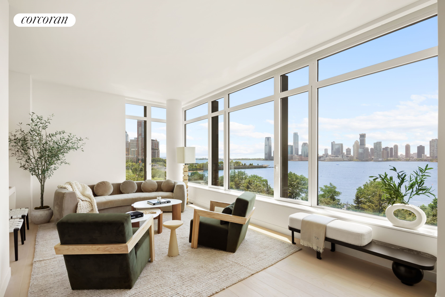 450 Washington Street 605, Tribeca, Downtown, NYC - 4 Bedrooms  
4 Bathrooms  
8 Rooms - 