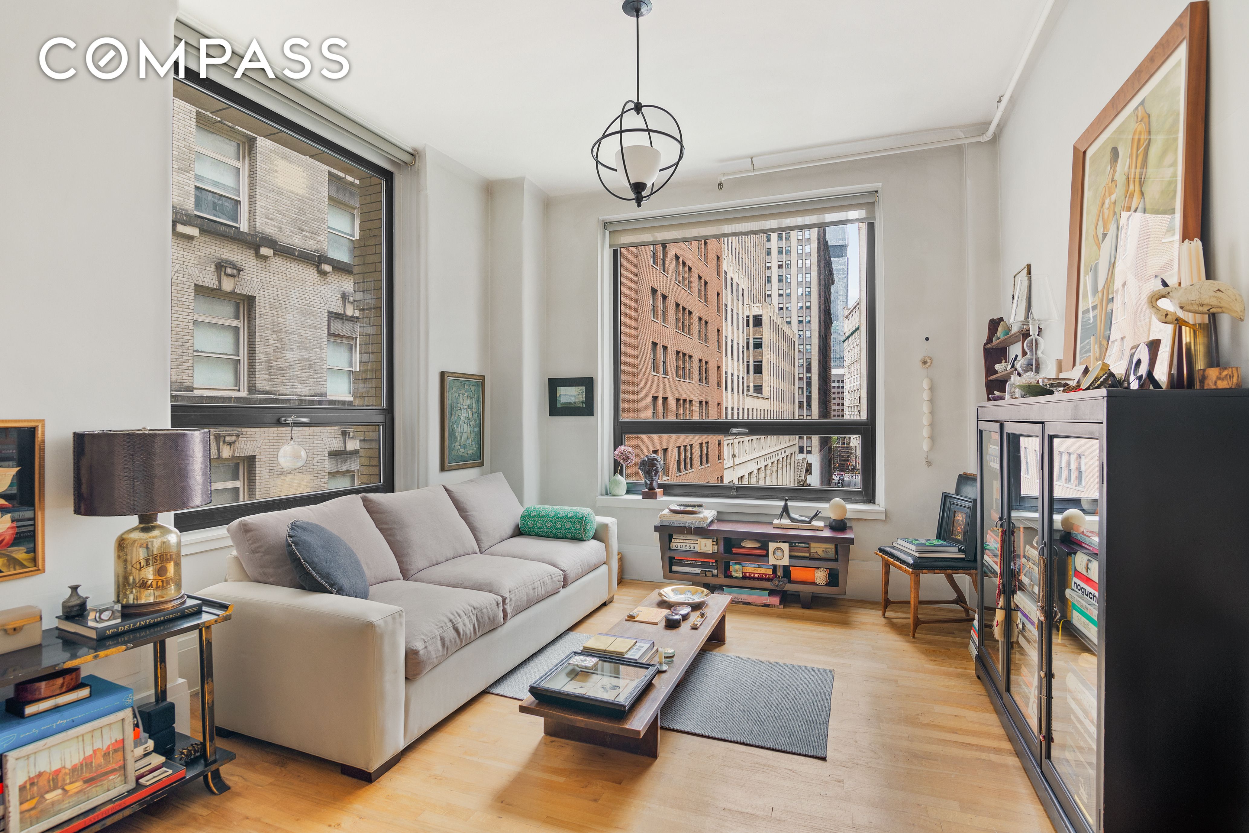 50 Pine Street 8S, Financial District, Downtown, NYC - 2 Bedrooms  
2 Bathrooms  
4 Rooms - 