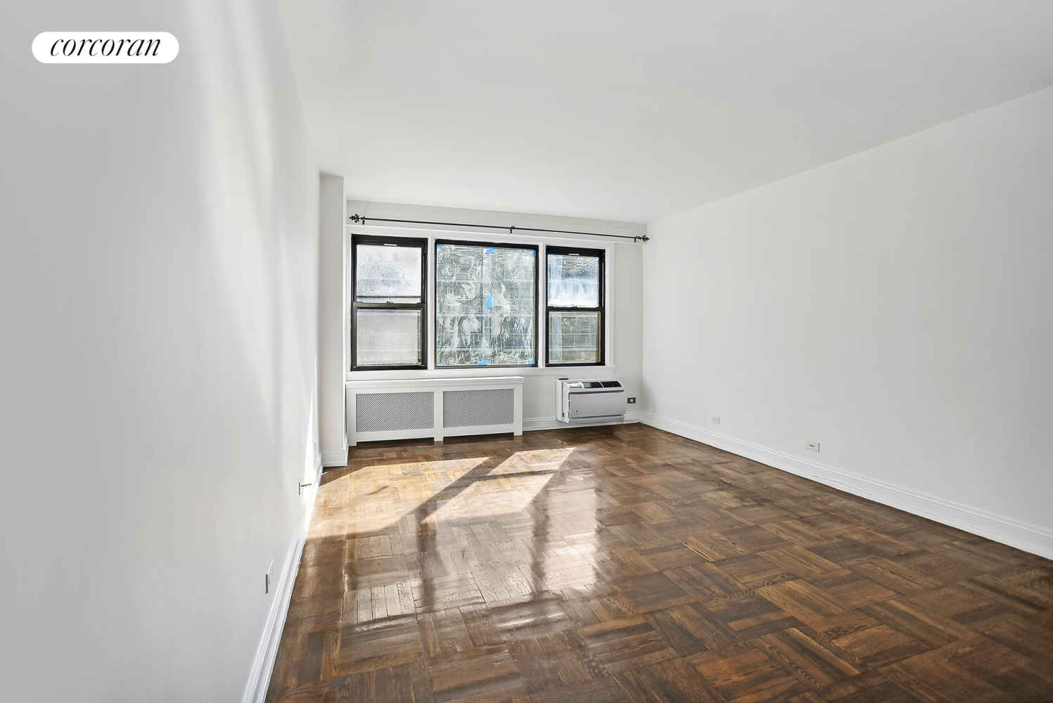 Photo 1 of 245 East 24th Street 9D, Midtown East, NYC, $625,000, Web #: 1046790493