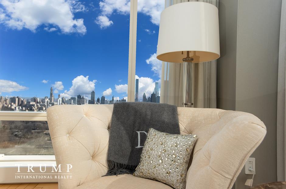 1 Central Park 36-C, Central Park West, Upper West Side, NYC - 2 Bedrooms  
2.5 Bathrooms  
4 Rooms - 