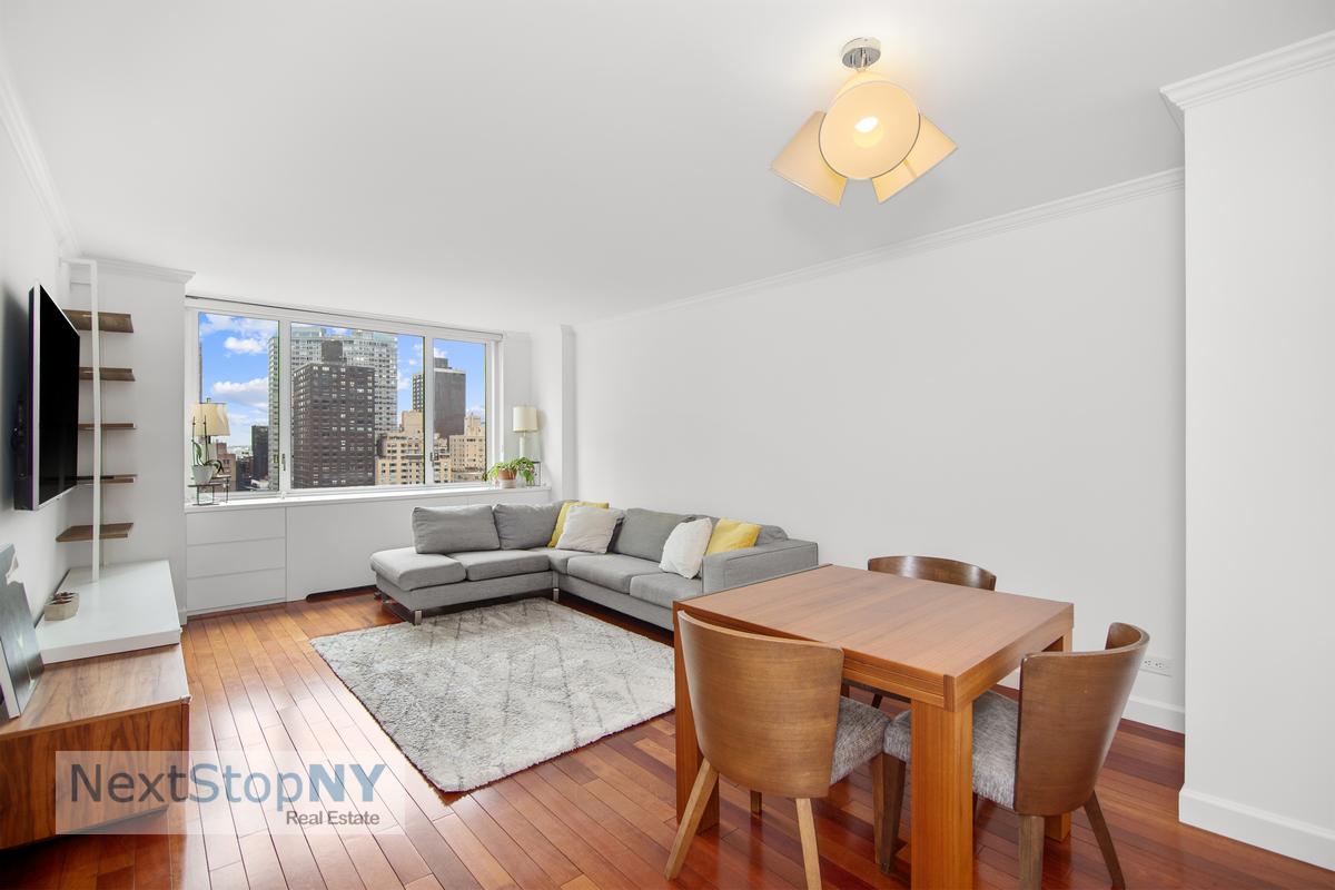 245 East 54th Street 19Jk, Sutton Place, Midtown East, NYC - 2 Bedrooms  
2 Bathrooms  
4 Rooms - 