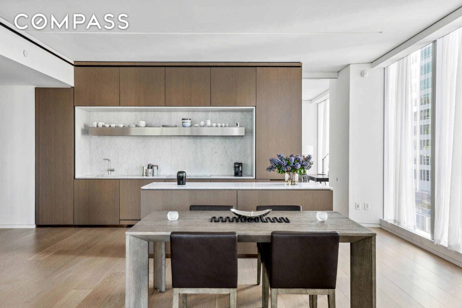 100 East 53rd Street 19A, Midtown East, Midtown East, NYC - 2 Bedrooms  
2.5 Bathrooms  
4 Rooms - 