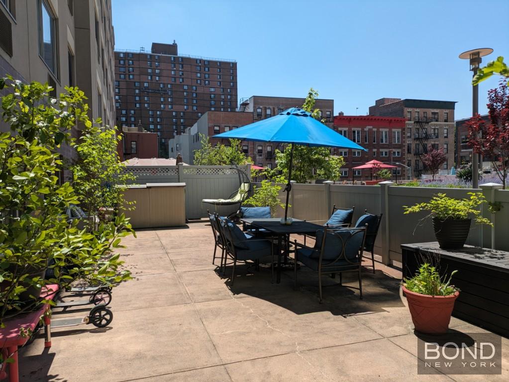 300 West 145th Street 1N, Hamilton Heights, Upper Manhattan, NYC - 3 Bedrooms  
2 Bathrooms  
7 Rooms - 