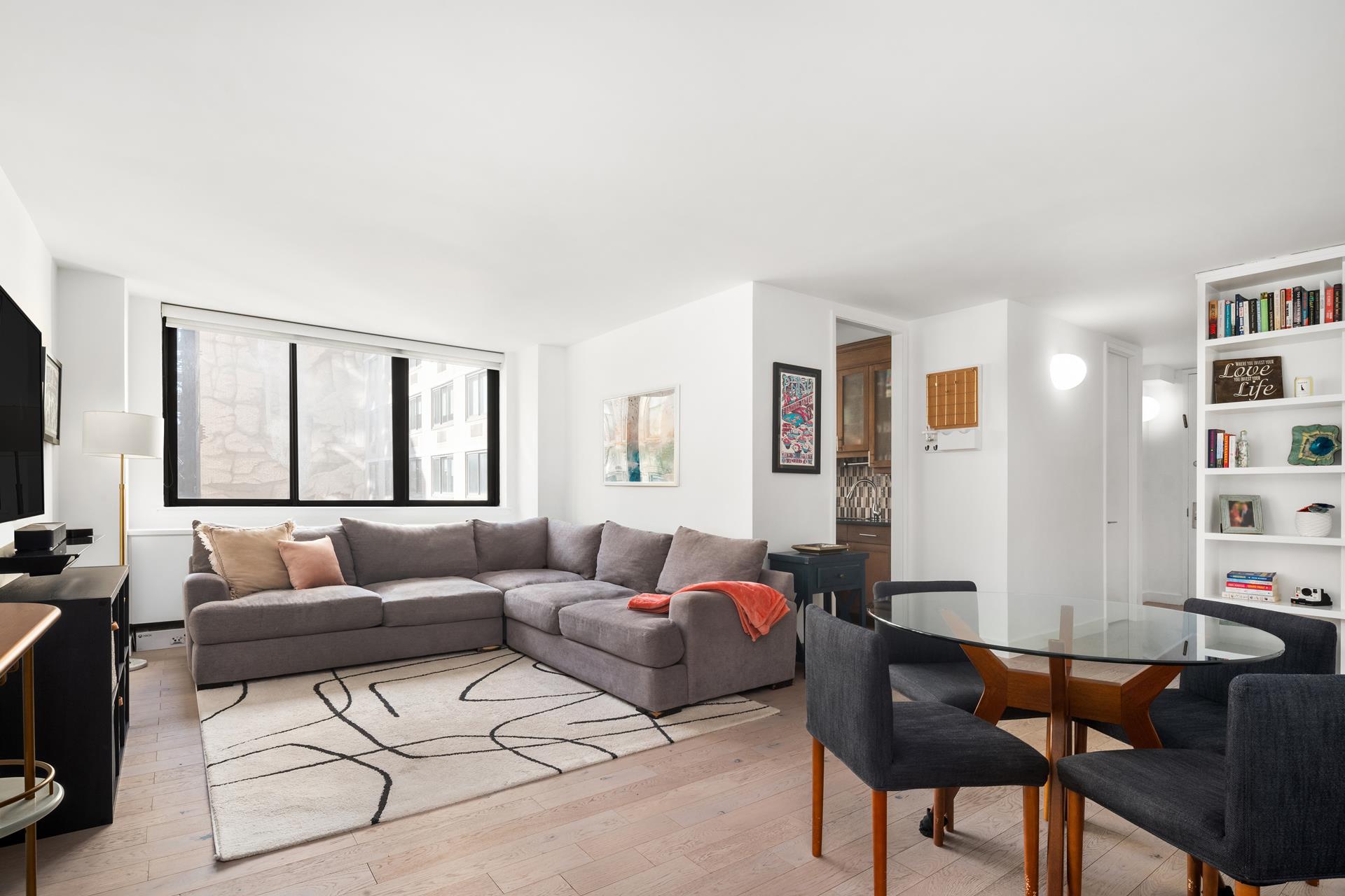 280 Park Avenue 6C, Flatiron, Downtown, NYC - 1 Bedrooms  
1.5 Bathrooms  
4 Rooms - 