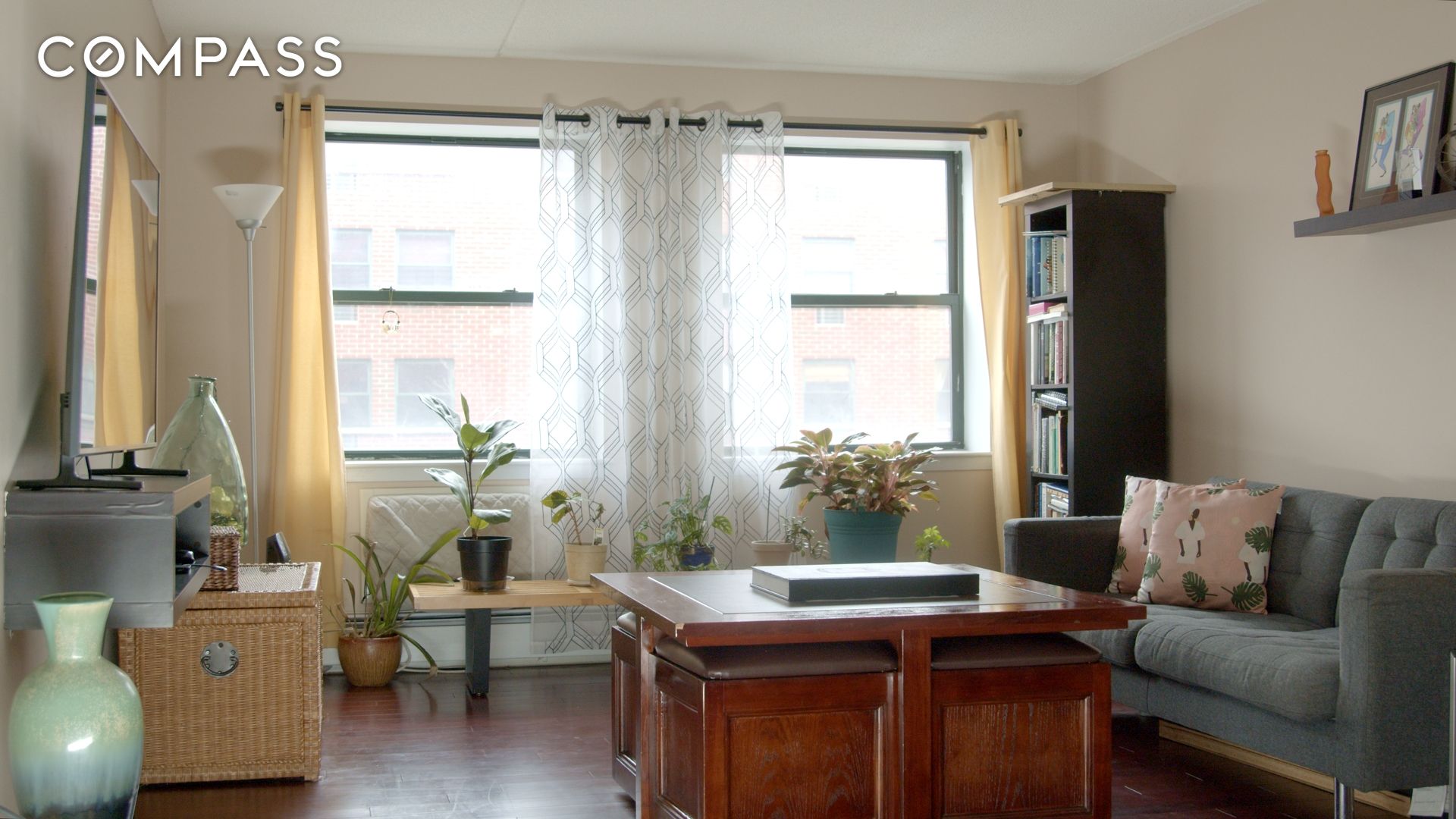 130 Lenox Avenue 429, Harlem, Upper Manhattan, NYC - 2 Bedrooms  
1 Bathrooms  
1 Rooms - 