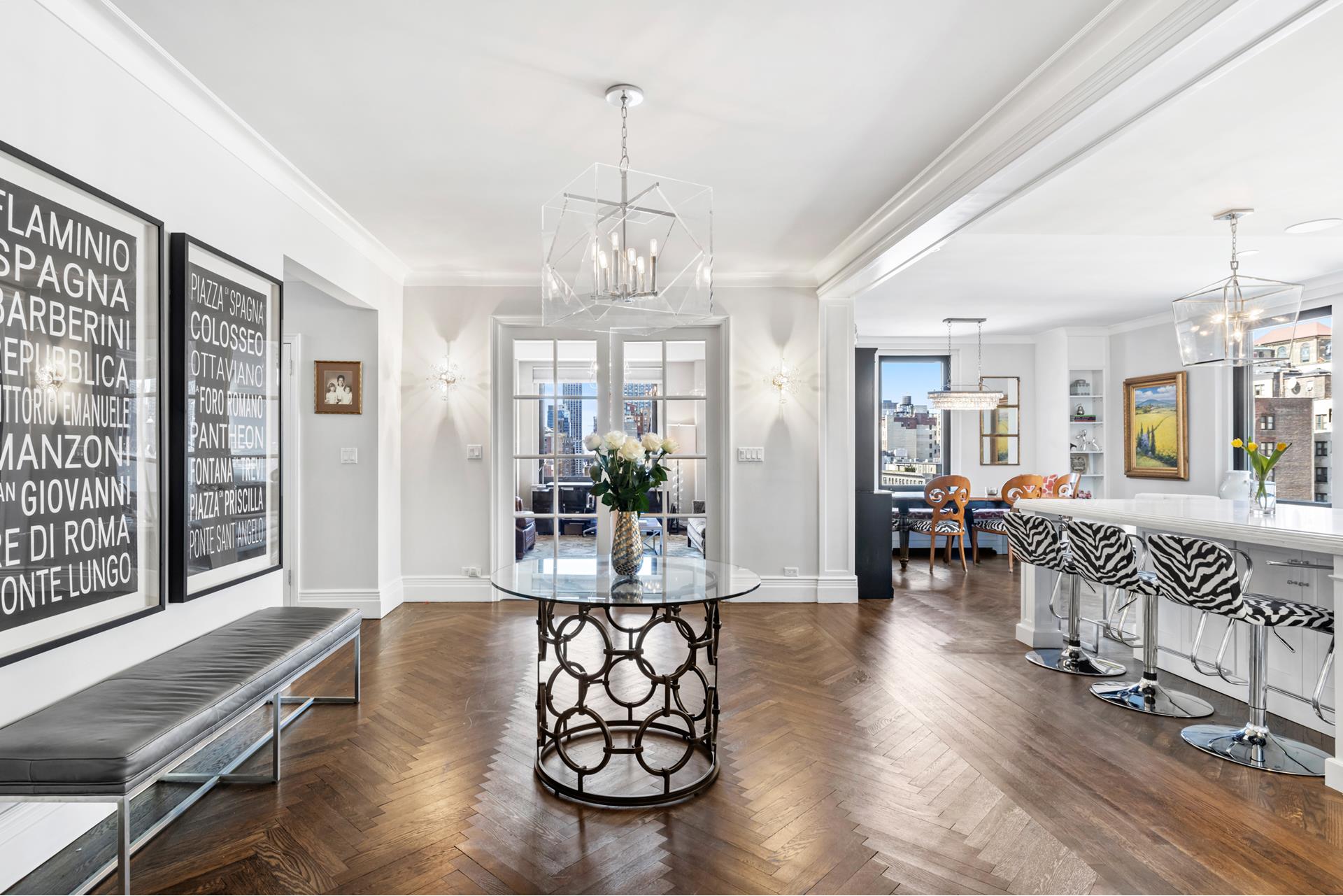 101 Central Park 11A, Lincoln Square, Upper West Side, NYC - 3 Bedrooms  
3 Bathrooms  
7 Rooms - 