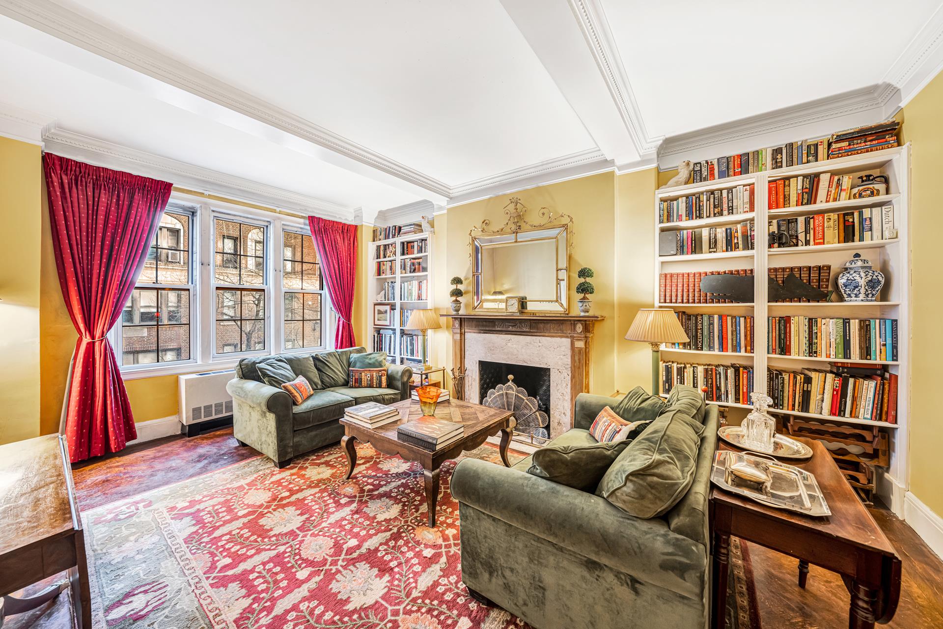 1060 Park Avenue 3D, Carnegie Hill, Upper East Side, NYC - 2 Bedrooms  
1 Bathrooms  
5 Rooms - 