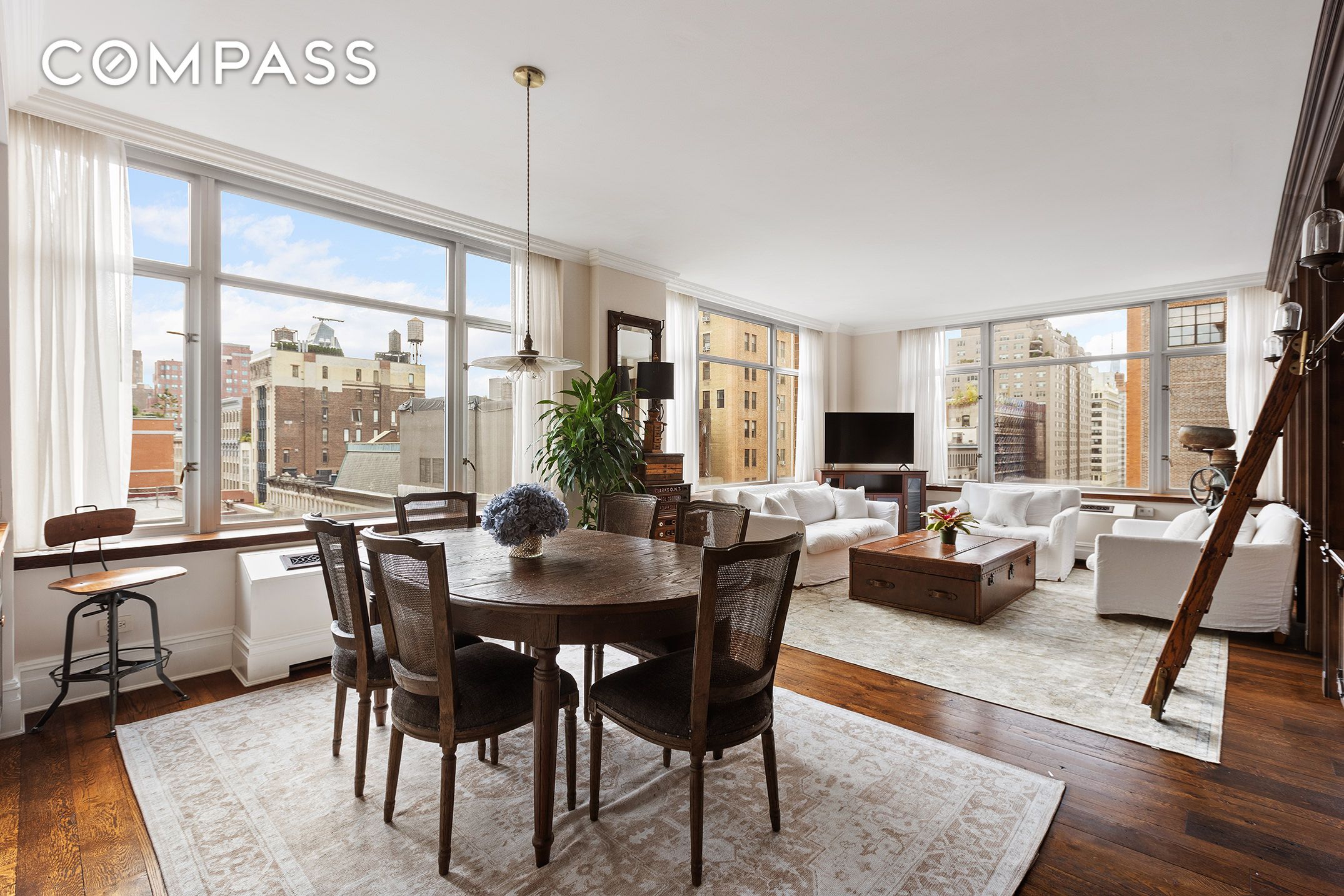 201 West 17th Street 8B, Chelsea, Downtown, NYC - 3 Bedrooms  
2.5 Bathrooms  
7 Rooms - 