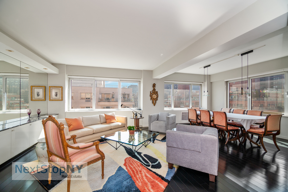 25 Sutton Place 20P, Sutton Place, Midtown East, NYC - 2 Bedrooms  
2.5 Bathrooms  
6 Rooms - 