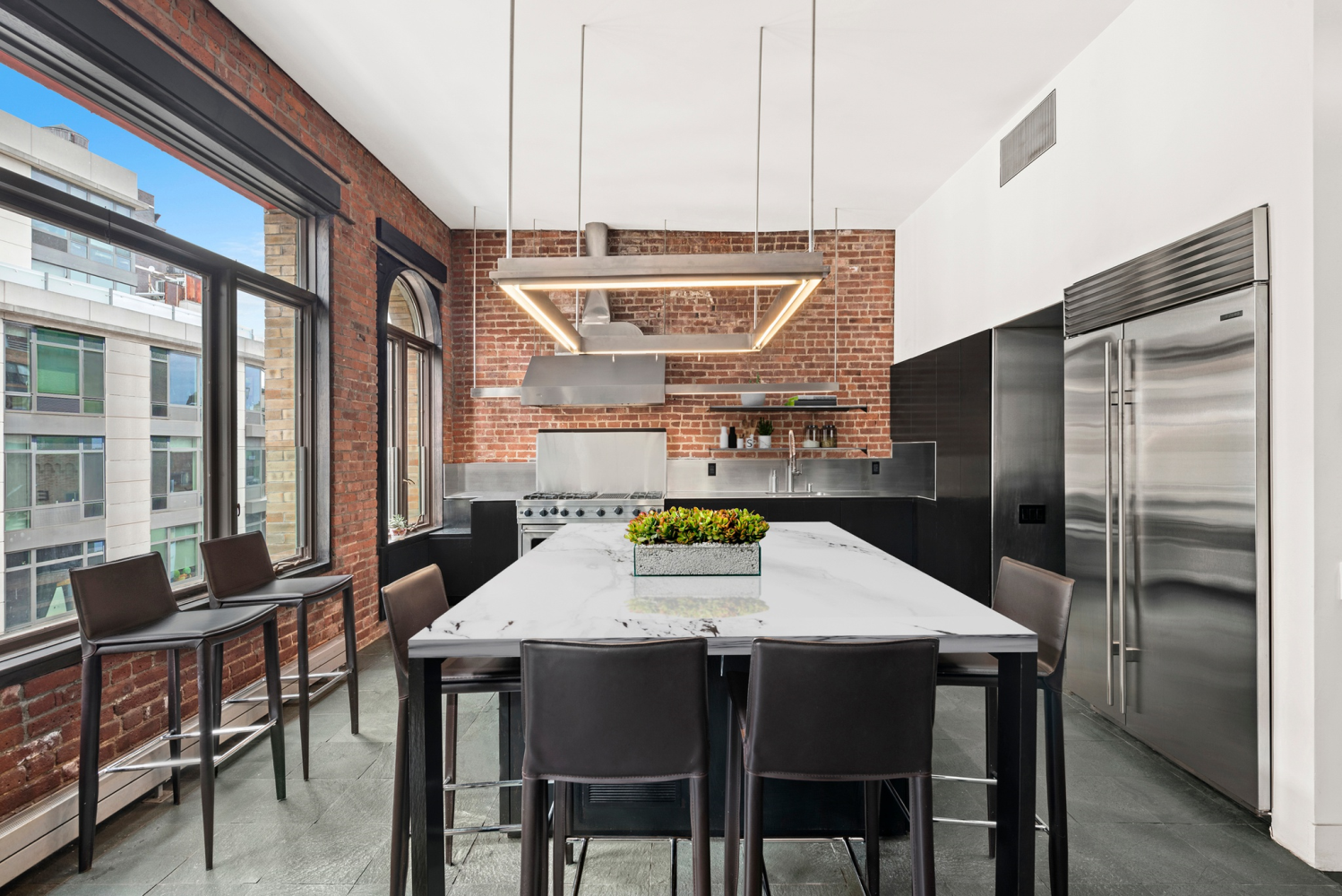 525 Broome Street Ph6, Soho, Downtown, NYC - 4 Bedrooms  
3.5 Bathrooms  
6 Rooms - 