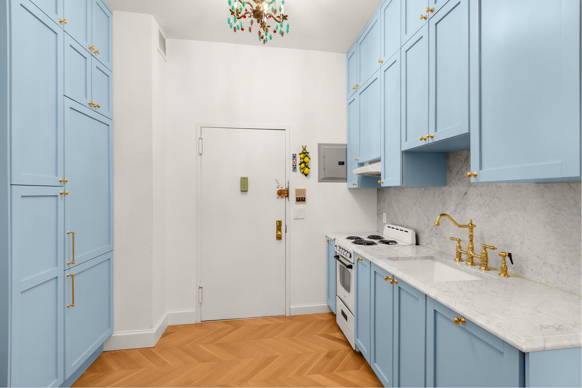 55 East 65th Street 4C, Lenox Hill, Upper East Side, NYC - 1 Bedrooms  
1 Bathrooms  
3 Rooms - 