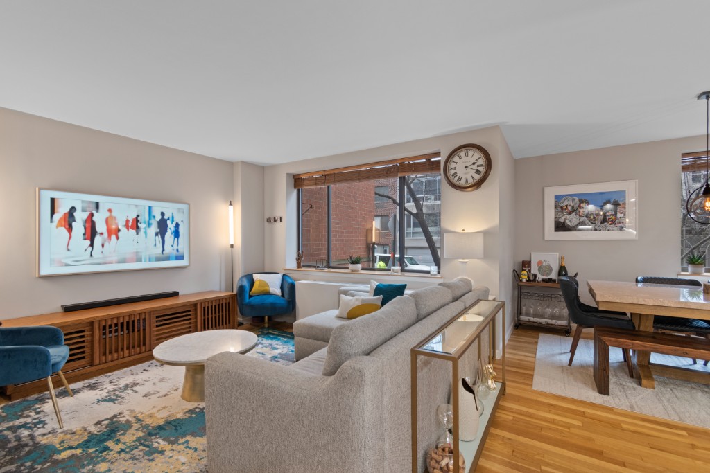 445 W 19th #1F, New York City, NY, 10011