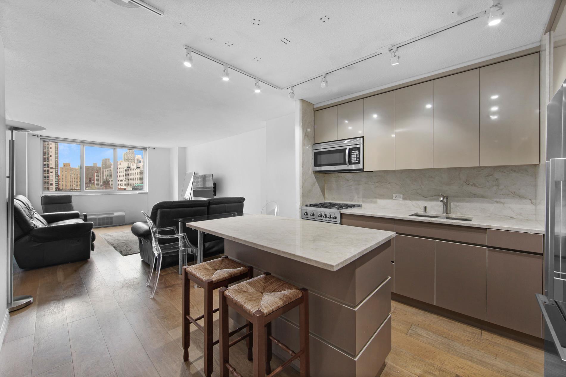 345 East 93rd Street 14-F, Upper East Side, Upper East Side, NYC - 1 Bedrooms  
1 Bathrooms  
3 Rooms - 